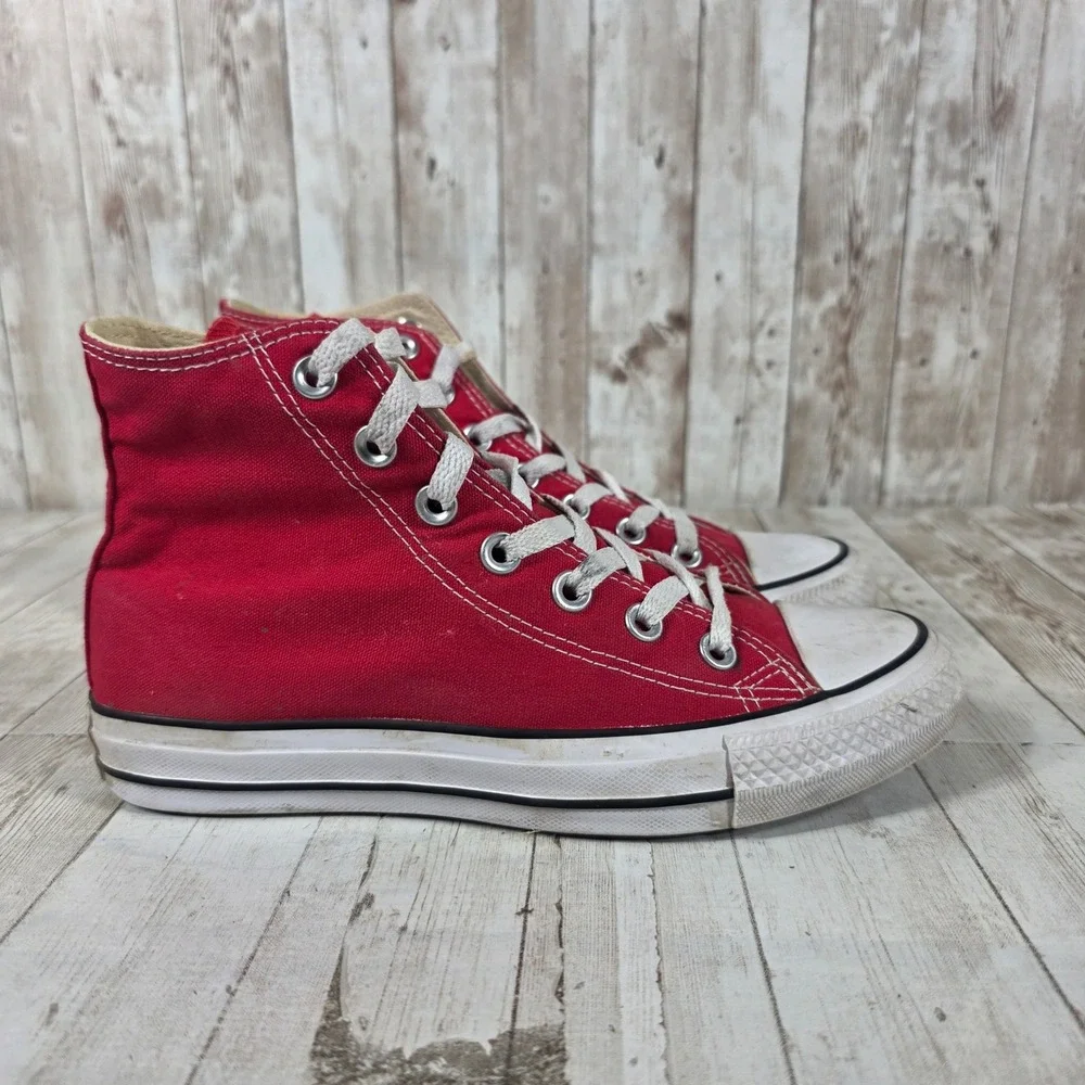 Converse Chuck Taylor All Star High Top Red Canvas Sneakers Womens 7 Mens 5 - Picture 1 of 8